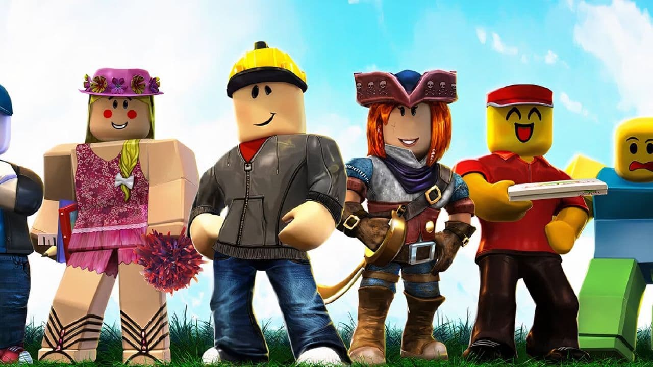 Roblox Fans Request New Avatar Item Resizing Feature for Enhanced Customization