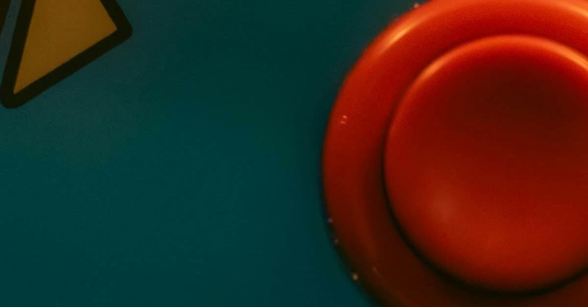 Apex Review: Charlize Theron Powers a Gripping Survival Chase