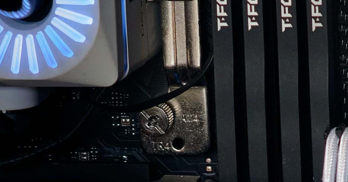 Take-Two Forces GTA 5 Modding Platform Rage:MP Shutdown, Migrates to FiveM