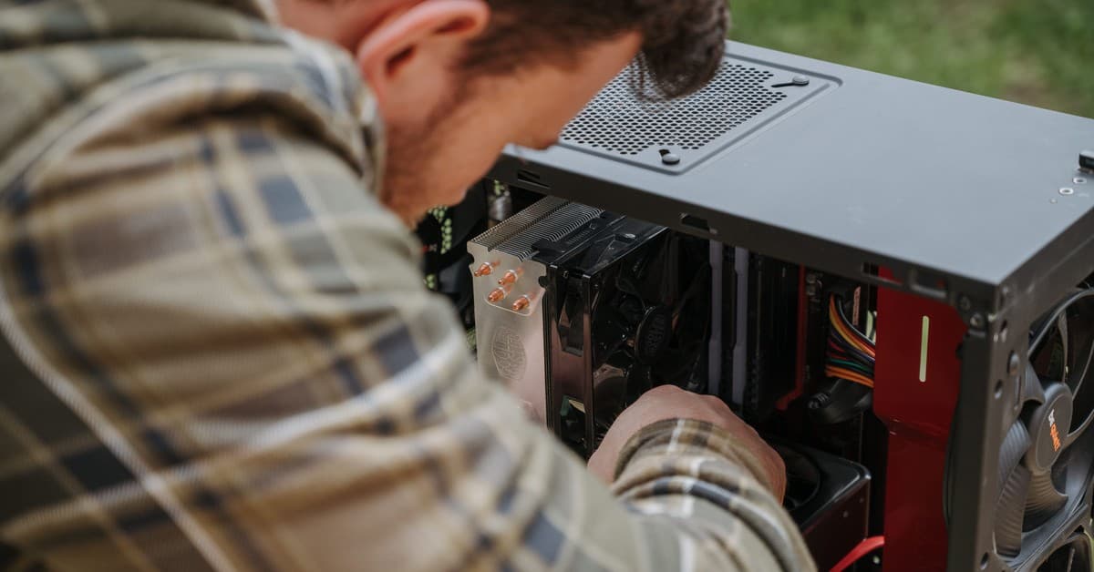 Cordless Electric Air Duster: A $20 Prime Day Steal for Gamers and Tech Enthusiasts