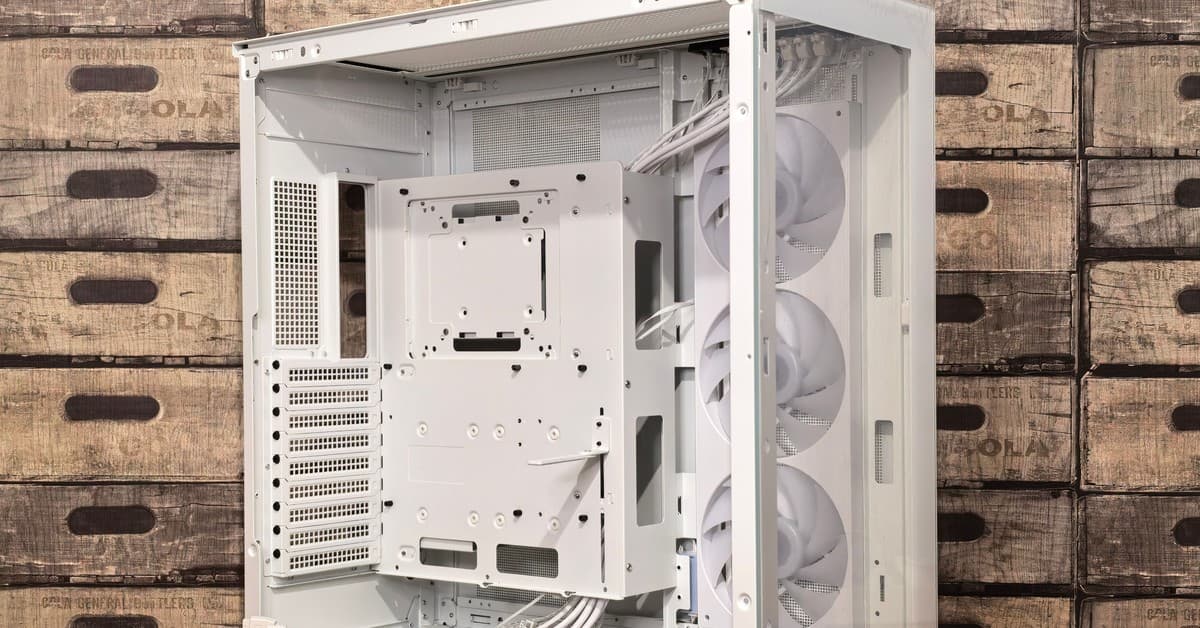Montech Ten Wood PC Case: Gaming's Unconventional Aroma Boost
