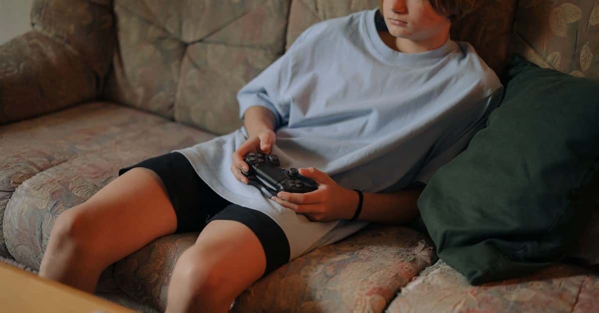 UK Government Eyes Ban on Children Speaking to Strangers in Fortnite, Roblox Games