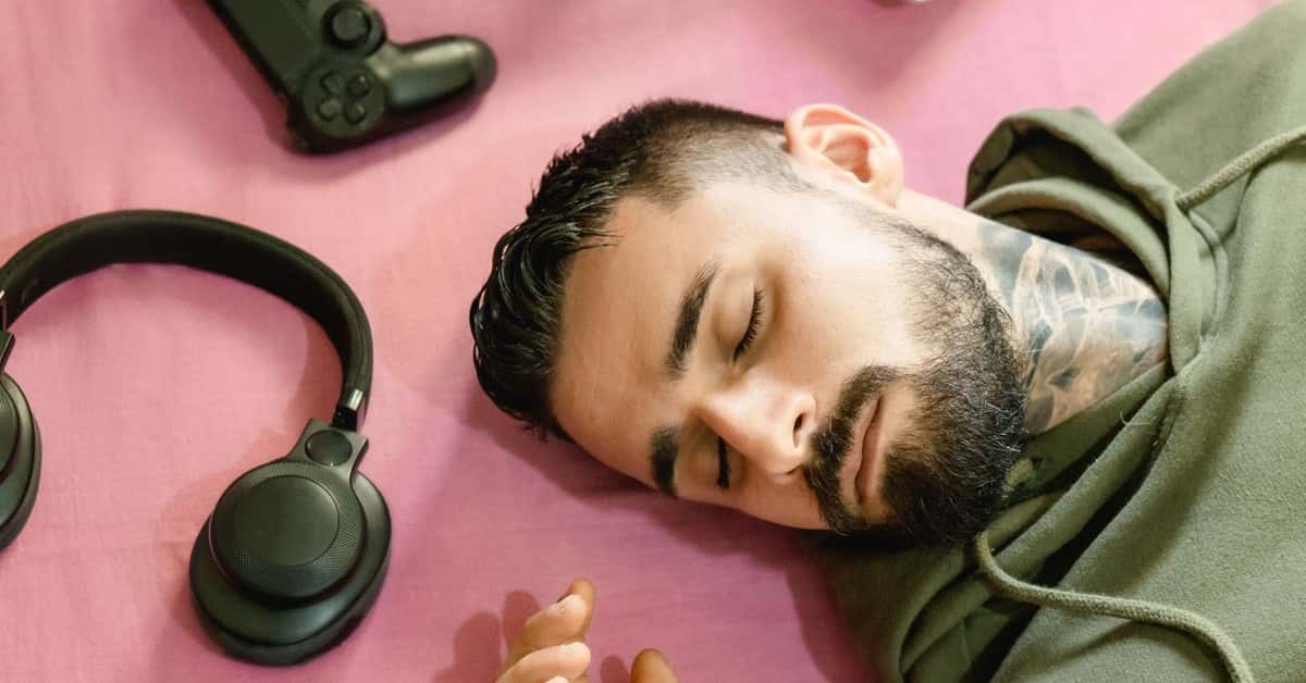 Simu Liu Confirms Sleeping Dogs Movie Has Director, Production Company, and 'REAL Path Forward'